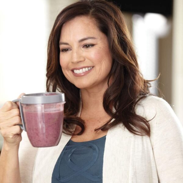 NutriBullet 900W Blender –Multi-Function Beverage Smoothie Maker