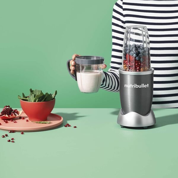 NutriBullet 12-Piece High-Speed Blender/Mixer System (900 Watts)signature brand