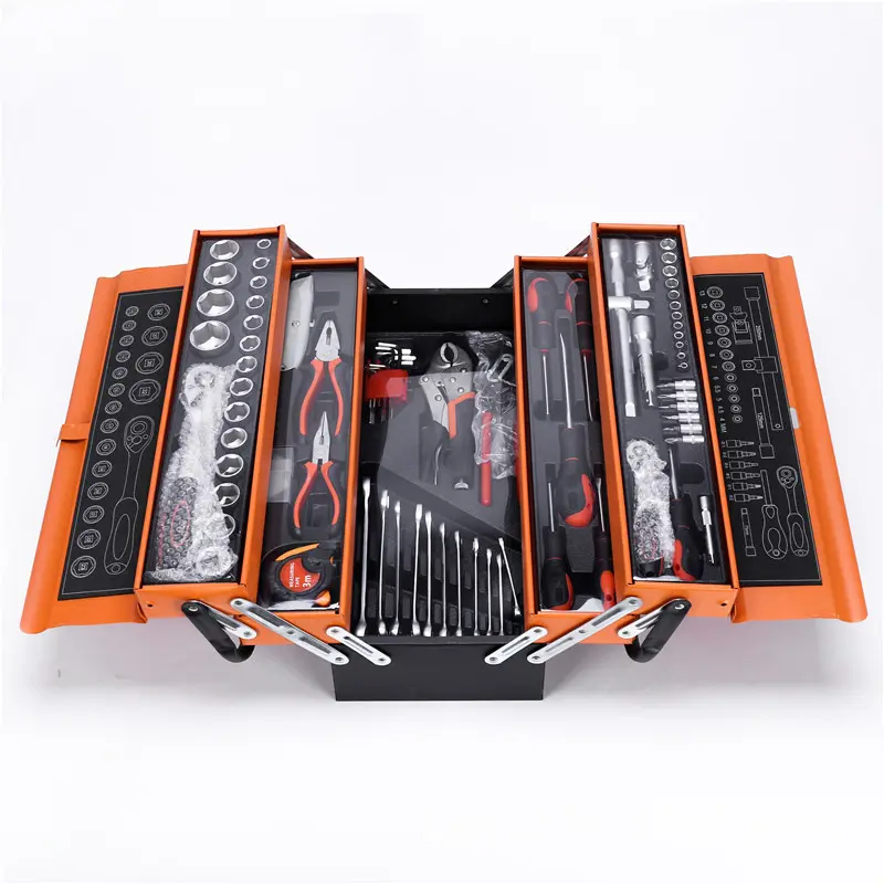 82 PIECES TOOLBOX