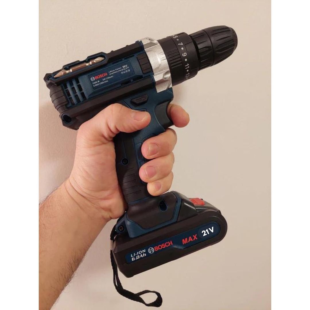 Bosch-drill-toolkitset-fits-in-the-hand.jpg